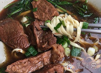 台湾牛肉面